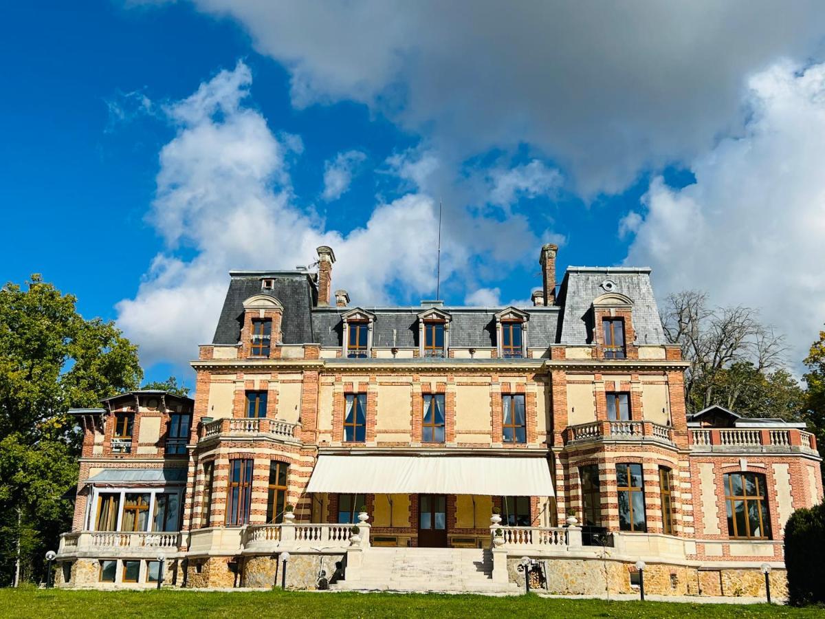 Chateau De Crenille Chaumes-en-Brie Kültér fotó